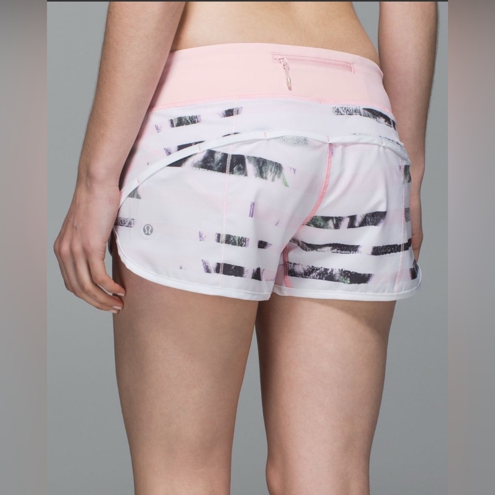 Lululemon Run Speed Athletic Short Size 6 Drawcord Stretch Colorful Workout Gym